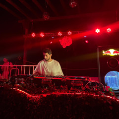 Bruno Vessoni - Warm Up for @Gui Boratto at @Douha Club