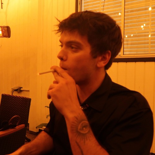 Hold me (Extended demo)