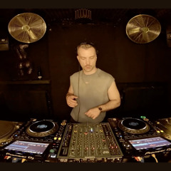 Loone Berlin x VESELKA w/ S.A. TWEEMAN