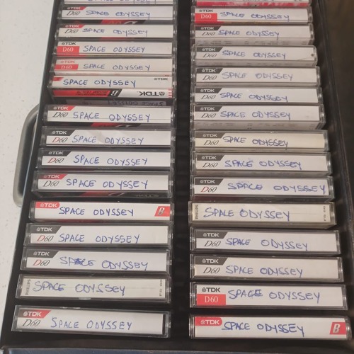 Unknown Please help ID this 90's rap house tune.