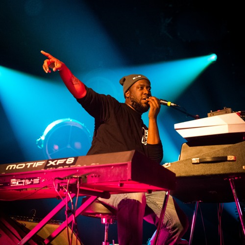 Robert Glasper LIVE Tribute to Roy Ayers HD