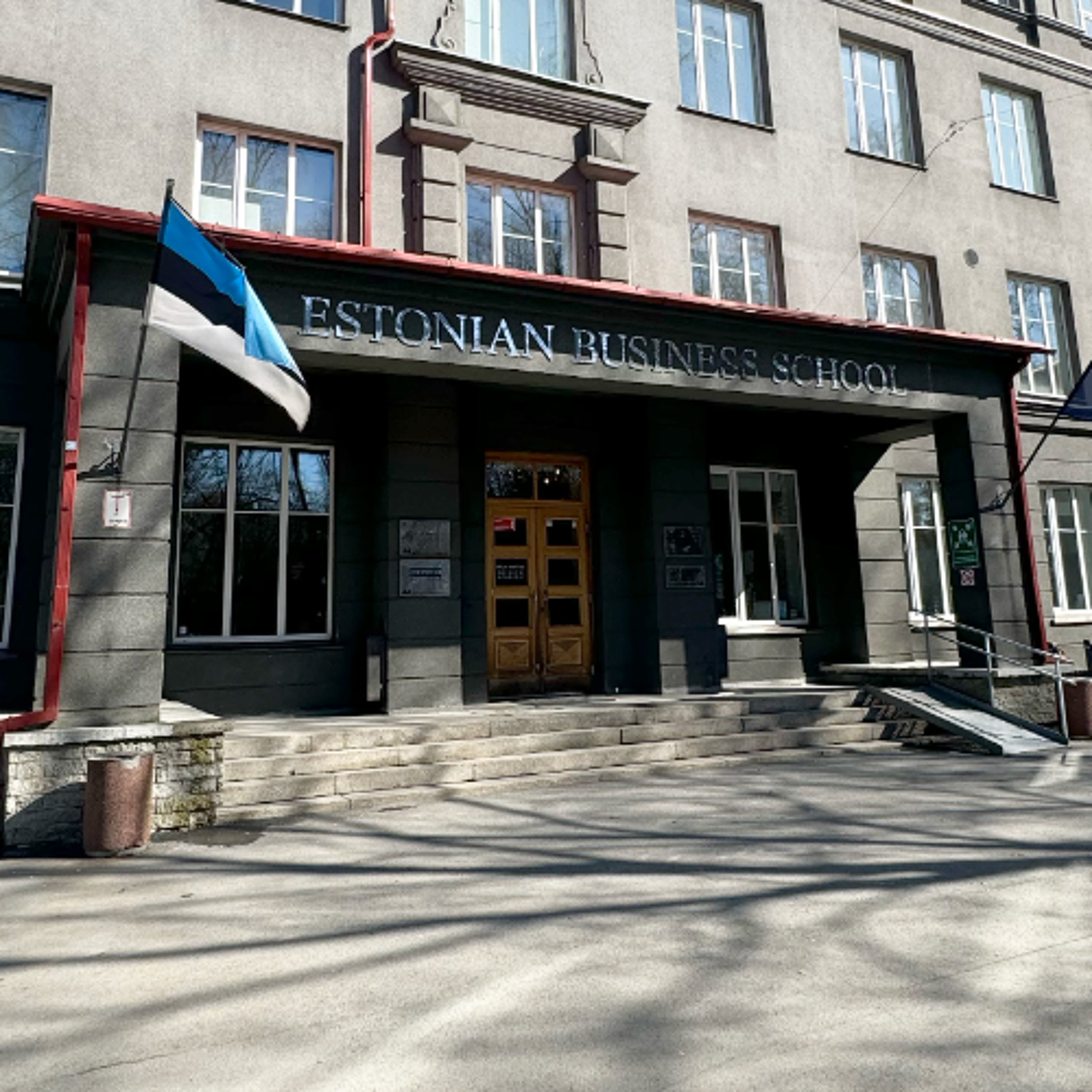 08.12.25 Sisuturundussaade. Eesti juhtide kvaliteet on surve all