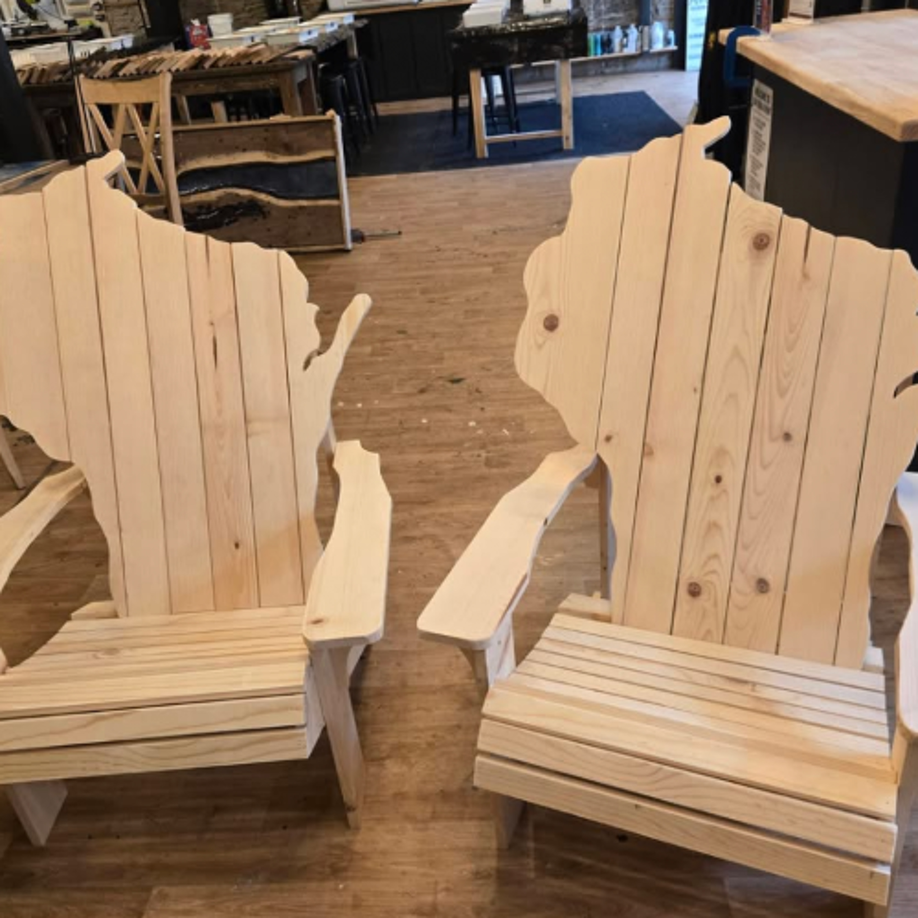 Dorene Discovers Adirondack Chairs (6/18/26) episode artwork