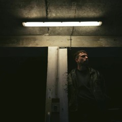 DISSONANT Podcast 002 : Helen