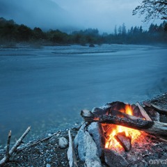 Relaxing Crackling Fire With Thunder