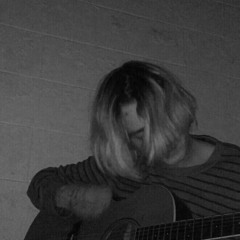 عضيت اصبعي مقهور