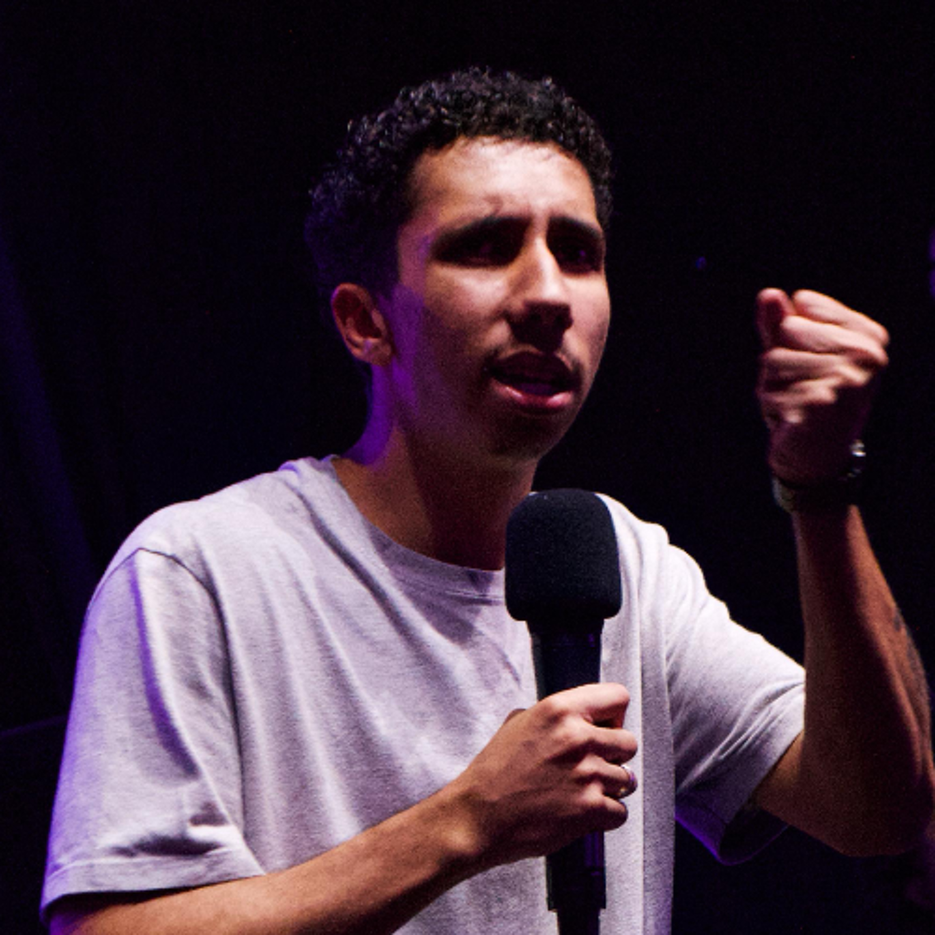 08.11.25 | "Como nos tornamos idólatras" (Thiago Souza Lima)