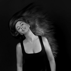 Dora Regan - The Precious Present Mix