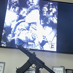 Lil Razo - 2 Gunz Up (Ft Lil Darius)