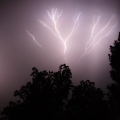 SHUT DOWN VEGAS X LIKE ME(dirty)