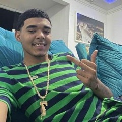 MVK - DESDE MENORZIN O COMANDO É VERMELHO [ REMIX ORUAM ].mp3