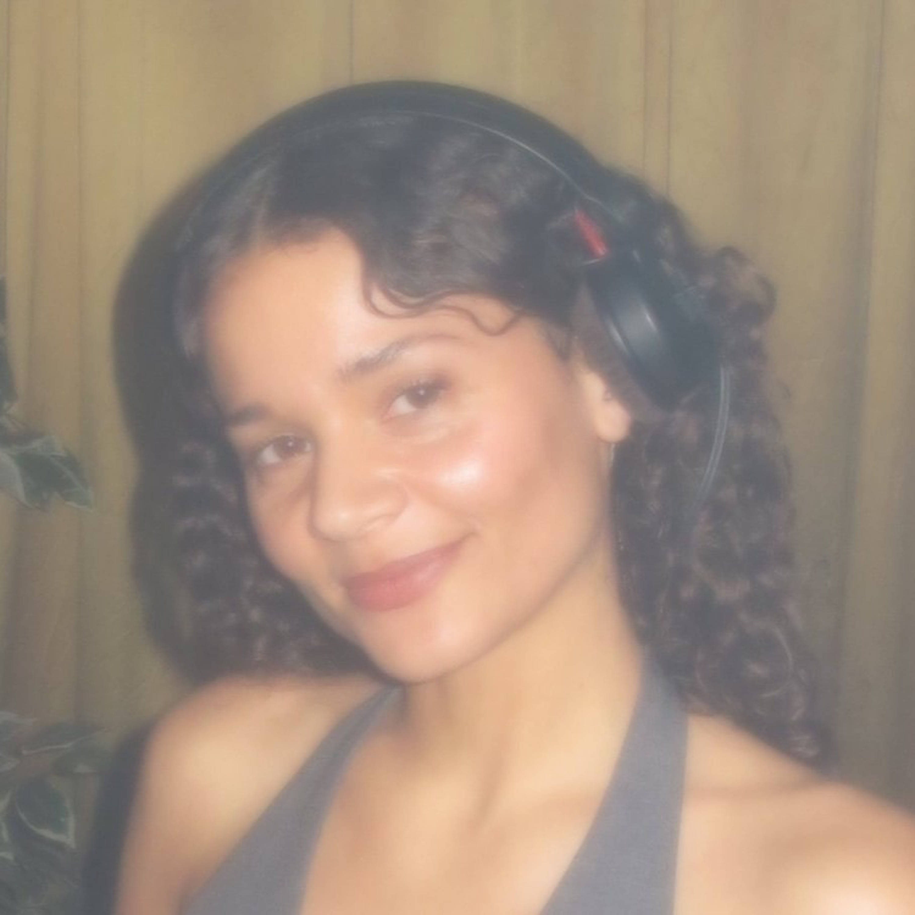 Line Noise 277 - Erika de Casier (Essentials interview from 2019) episode artwork