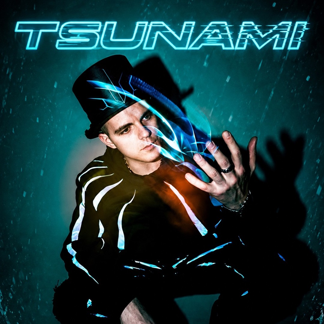 Stream TSUNAMI (HYPER CLOSING LEKKERFACES) by DJKLEINESMURF