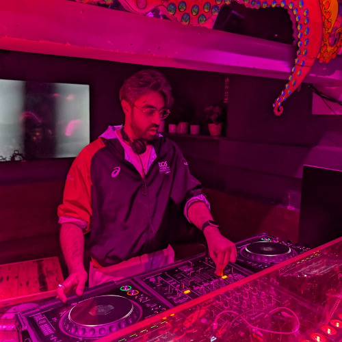 p-rav bass set @ Schirrmo's Bar (09/25)