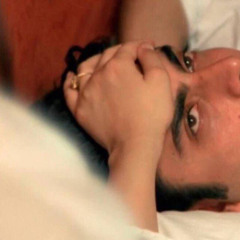 "أبي قـربك مادام انه تهيا لي"