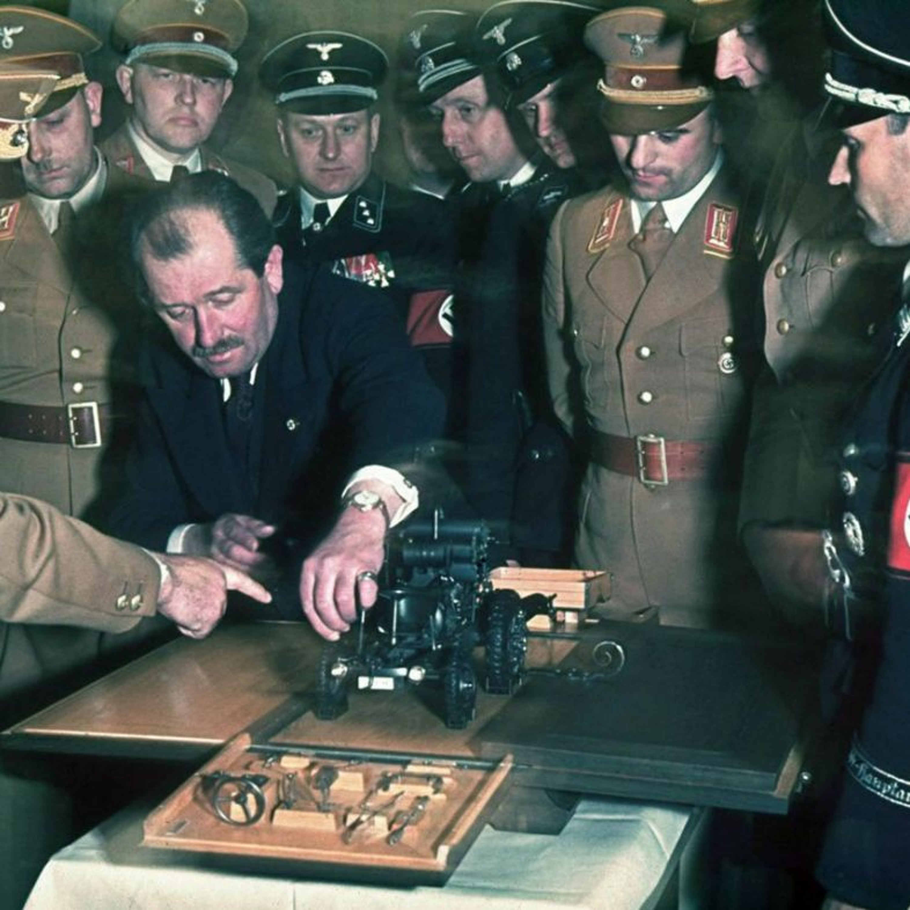 Nazi Billionaires w/ David de Jong episode artwork
