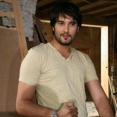 مثل نجمة والقمر كبر حبنا..