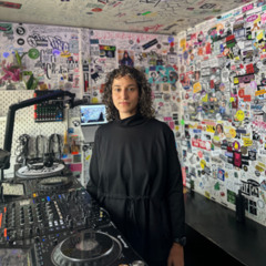 BRIGHT PATTERNS with Vicki Siolos @ The Lot Radio 03-06-2025