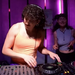 #16 Warm Up | POPPE @ LOVE FOUNDATION Showcase