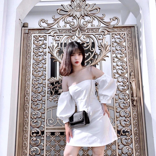 Cô Thắm Không Về - T.H