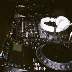 BOUNCY TECHNO/TRANCE