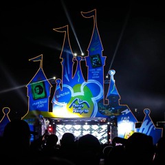 MC LUIZINHO FT. MR BIM- ENCAIXANDO NO BAILE DA DISNEY ( DJ SEXY LOVE O SHOWMAN )