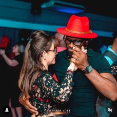 Elly Baby - Paradinha.mp3