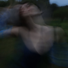 Conmigo el silencio