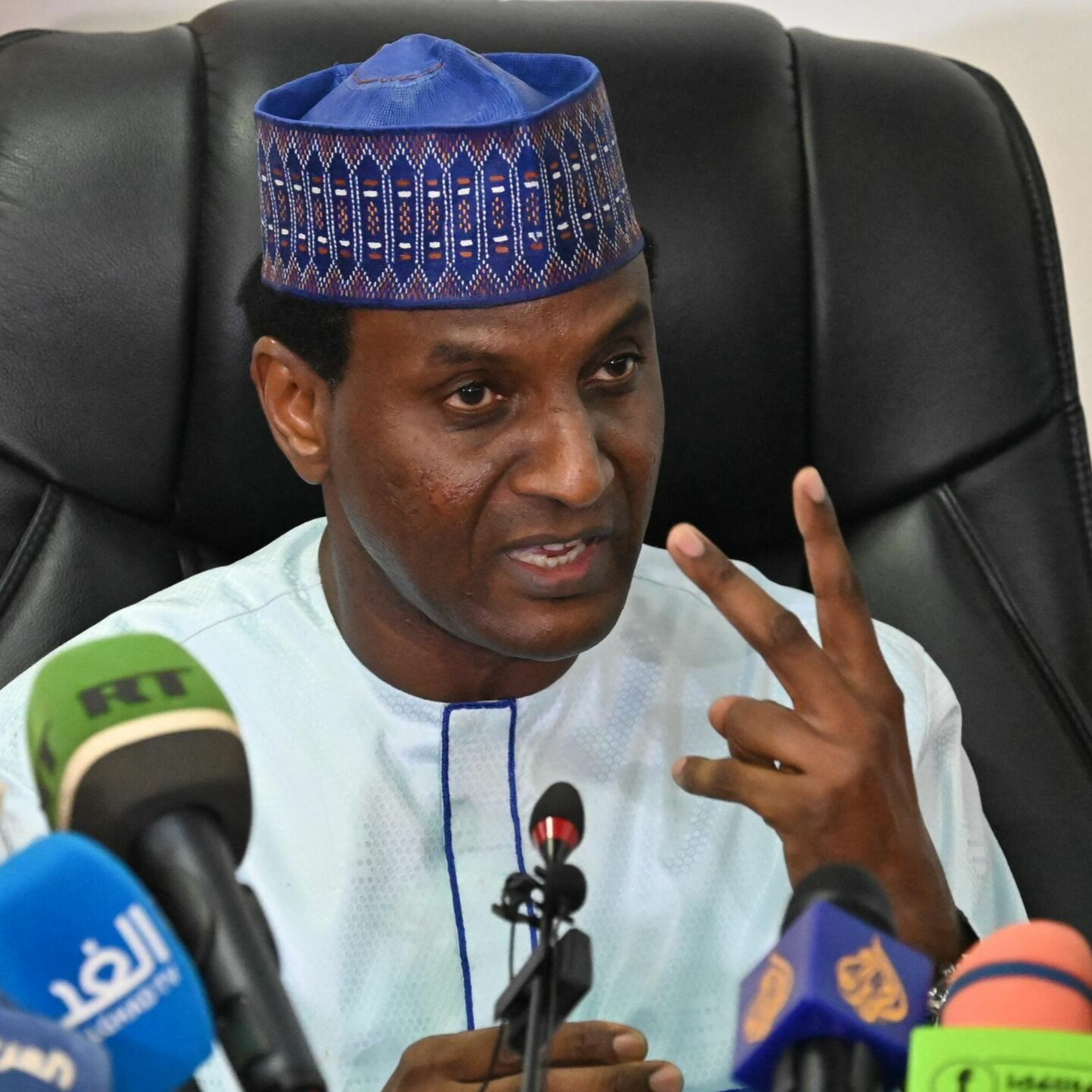 Talks between Niger's military rulers and ECOWAS fails due to absenteeism episode artwork