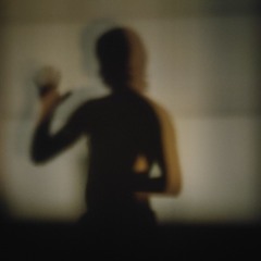 y yo grito pero el sonido se lo come el aire - demo