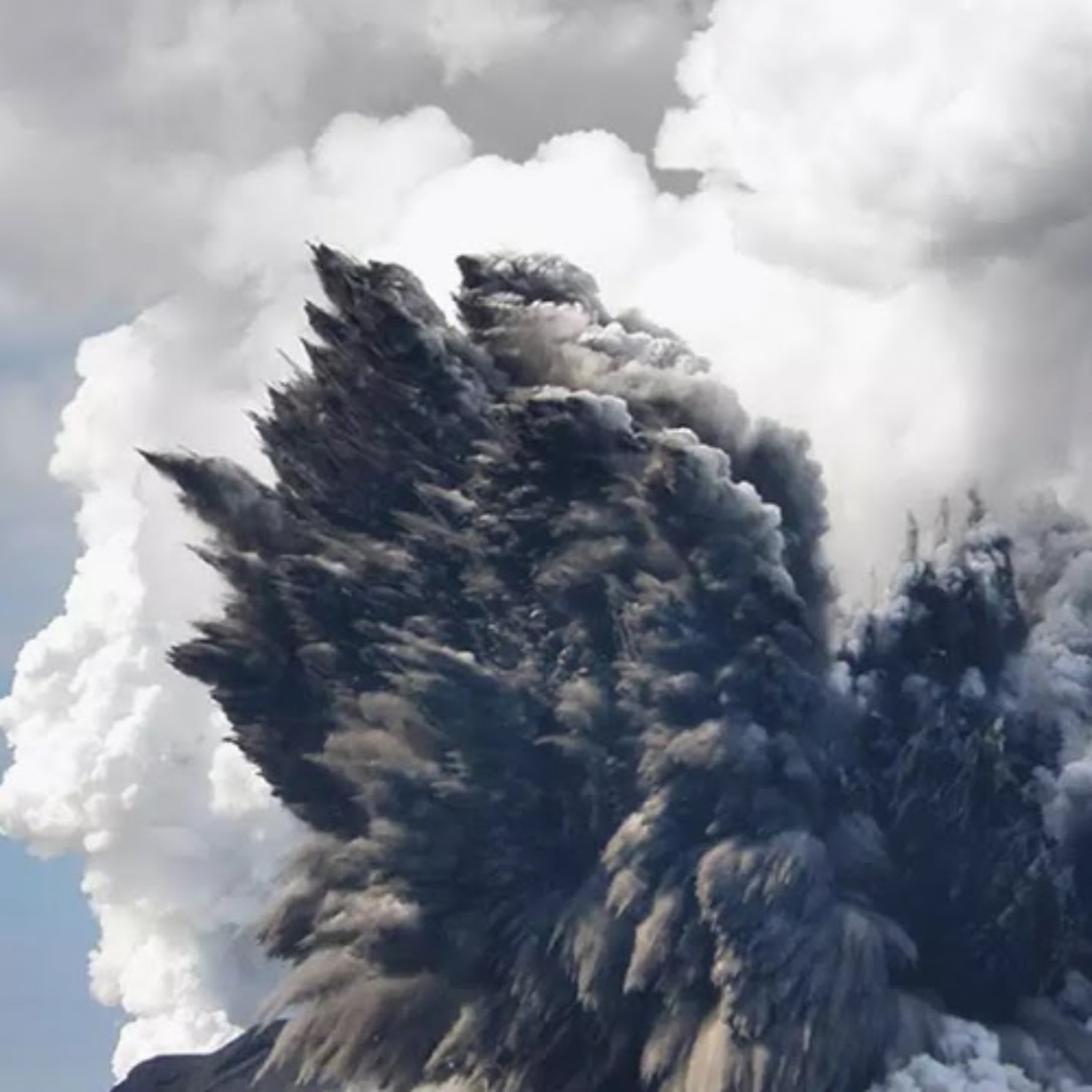 08232025 “THE AXIAL SEAMOUNT VOLCANO WILL BLOW” - DISCERNING THE VOICE OF GOD IN OUR GENERATION