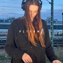 // PLTFRM // 037 w/ Yana