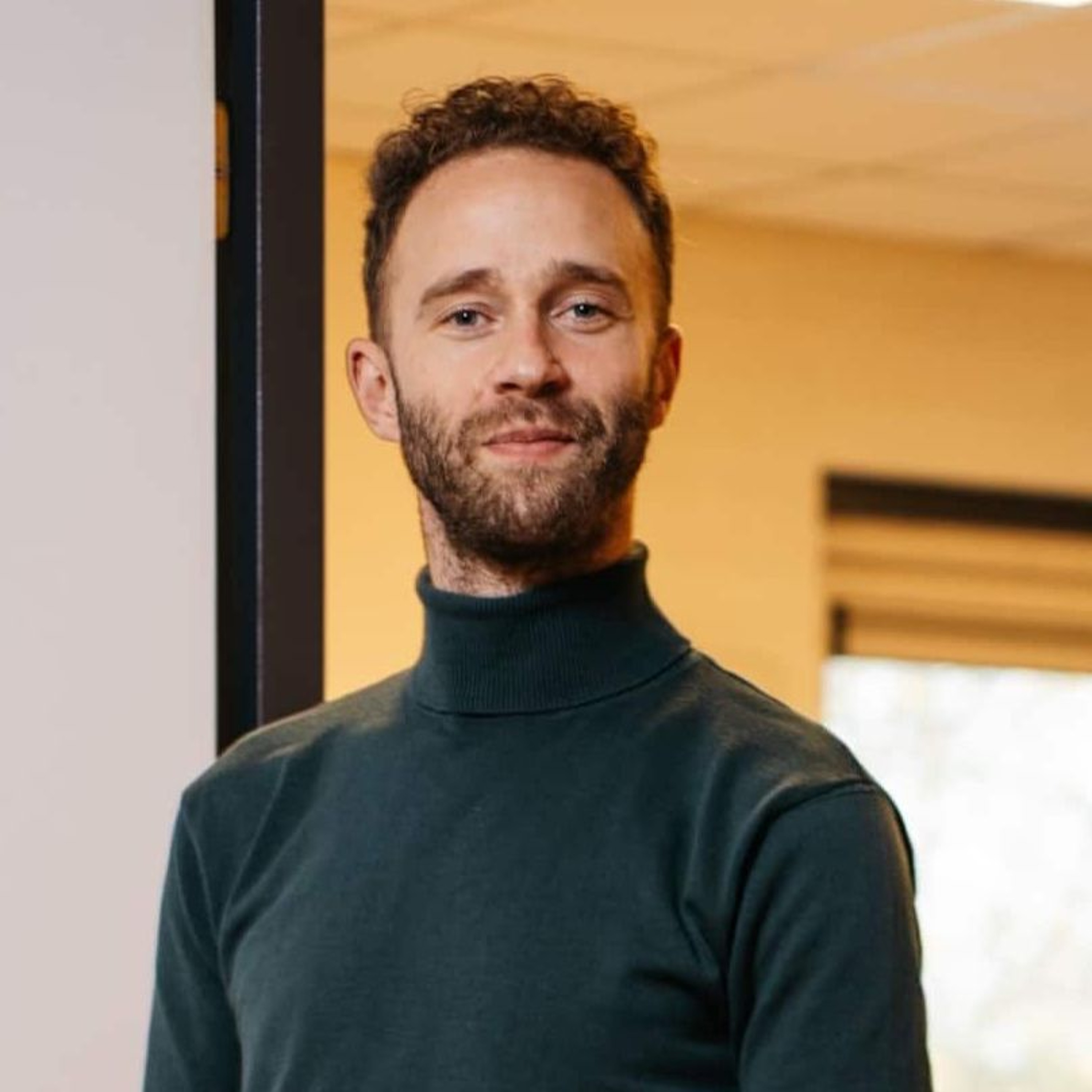 Wethouder Sam Meerhoff over opvang 15-jarige vluchtingen aan de Dreef episode artwork