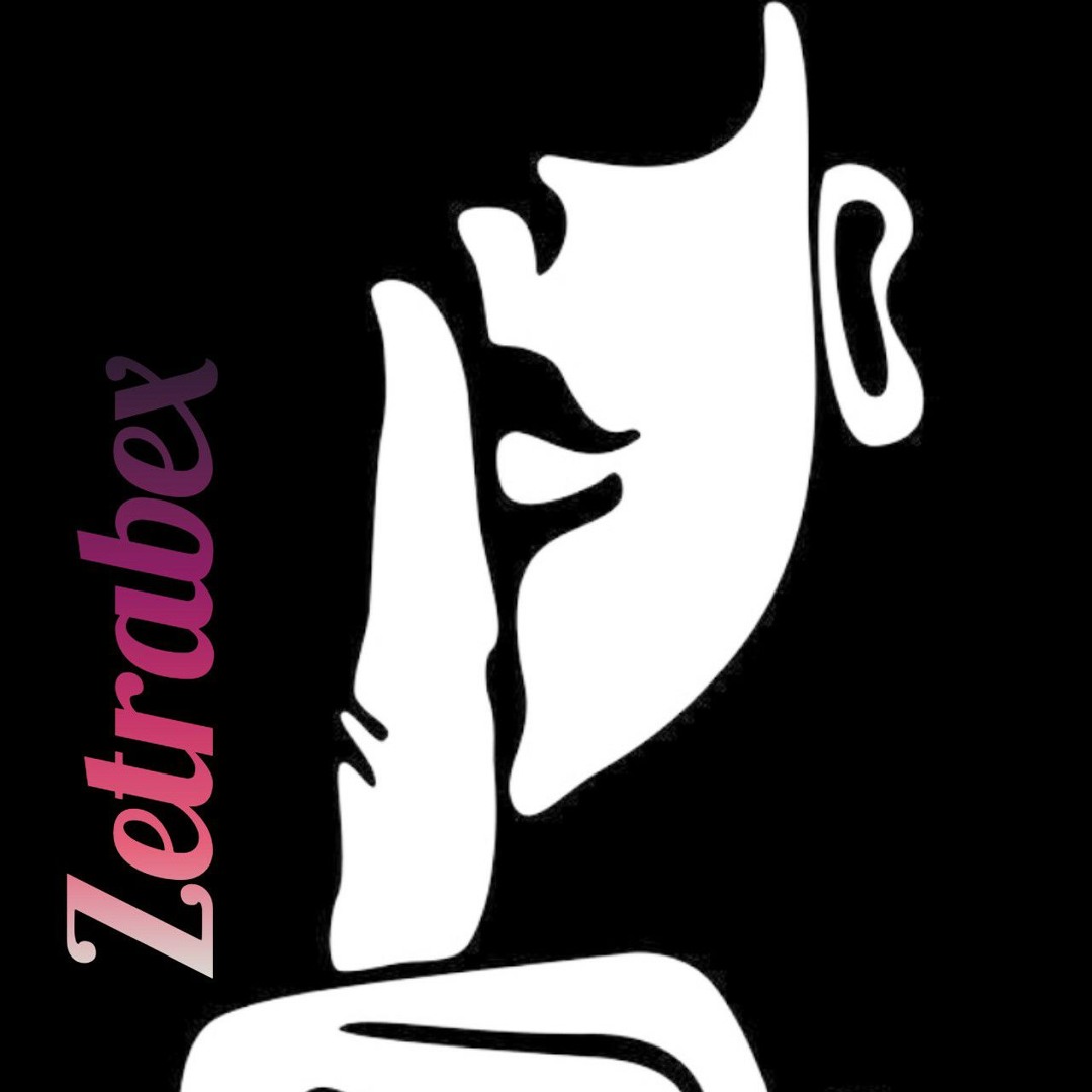 Молчание фото. Тише а то парень услышит. Тихий мужчина думающий мужчина тихая женщина уже что. Тише а то парень услышит. Тихо тихо мем.