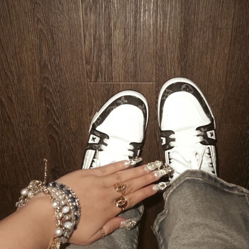 uff ya x Gonna Make You Sweat Remix