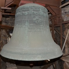 St. Aegidien Bernburg, Glocke 1 und Plenum