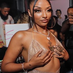 Fly girl coded Young Ash