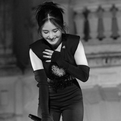 sweet home - charmy pham (live)