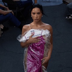 Demi Lovato - Fantasy