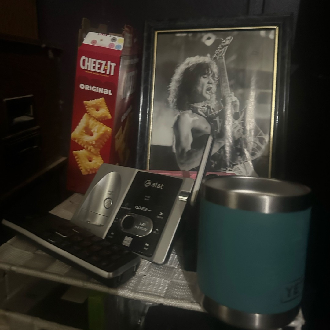 Stream Cheez-it freestyle by TheBullshitters | Listen online for free ...