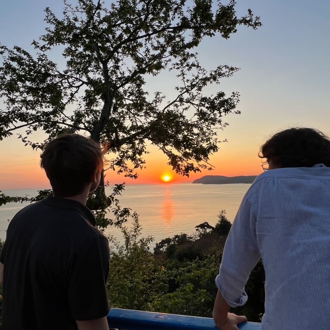 Sign Of The Times – mashup played by Keinemusik