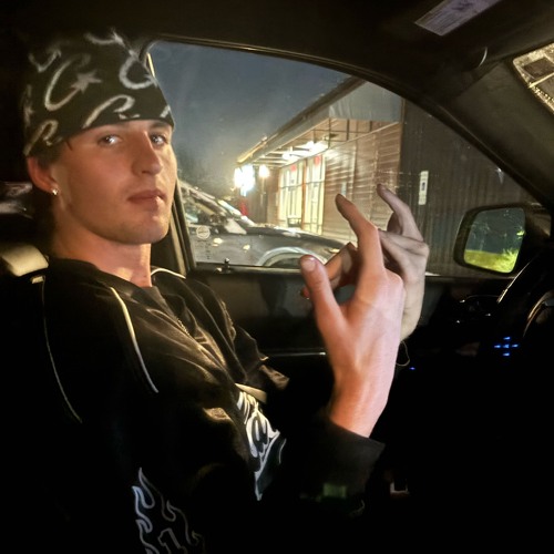 tippity top (@okjuskiii x @skkiinn)