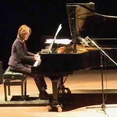 Monocordios , para piano  Nora García