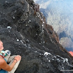L'ODEUR DU PÉRIL ME BOUCHE LES NARINES (@BROKENFIELD STUDIO / BRUSSELS)