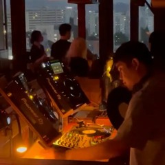 August 21, 2022 Paper Seoul. 8alace Live Vinyl Set by Youngisland