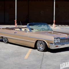 Rollin in my ride - KÍD Ft. Huesos