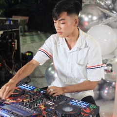 NST - Bùn thì nghe thuii nhen đừng lắc nhen mấy cục voàng 2k25.WAV