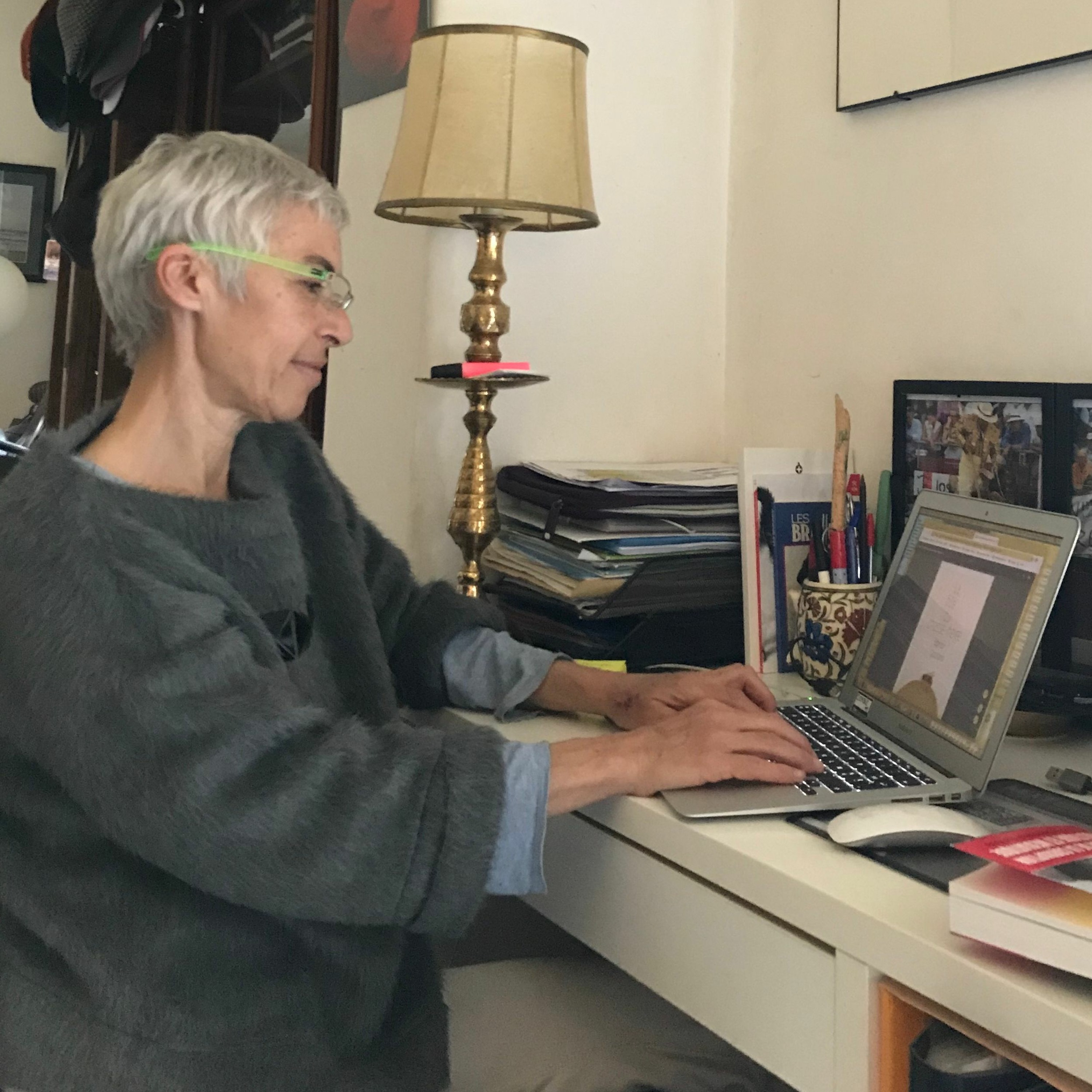 Marion Mazauric : la pandémie, l'occasion de repenser des choses pour l'économie du livre episode artwork