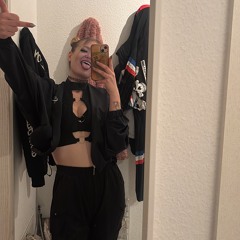 FrenchNessa- Contest Set