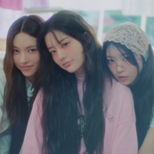 ILLIT - Toki Yo Tomare (sped Up)